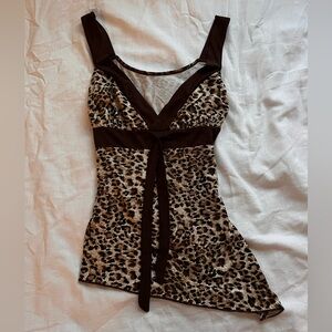 Vintage Y2K 2000’s small cheetah print tie tank top